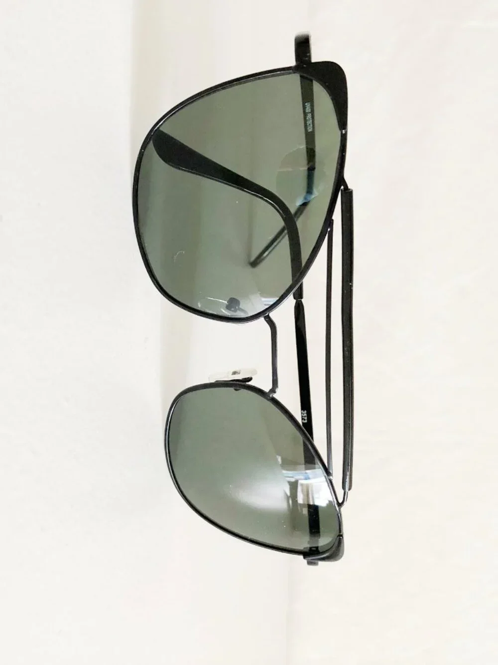 Black Brow Bar Cat Eye Fashion Sunglasses